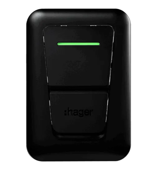 Borne de recharge pour véhicule électrique installée à La Réunion par Solar Service