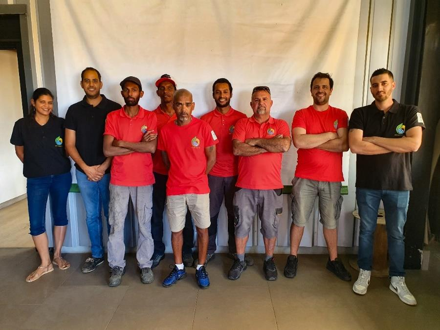 PHOTO EQUIPE SOLAR SERVICE PHOTO EQUIPE SOLAR SERVICE