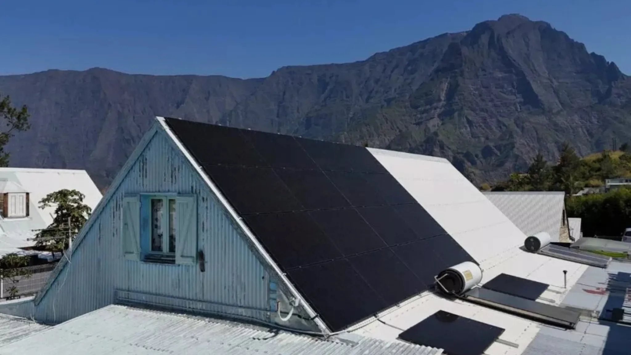 guide2026 panneaux photovoltaiques à la reunion