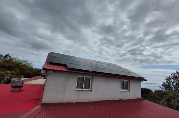 Installation photovoltaïque 9 kW sur toiture à Saint-Paul à La Réunion